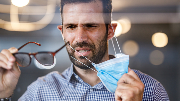 Can an employee be dismissed for refusal to wear a mask?